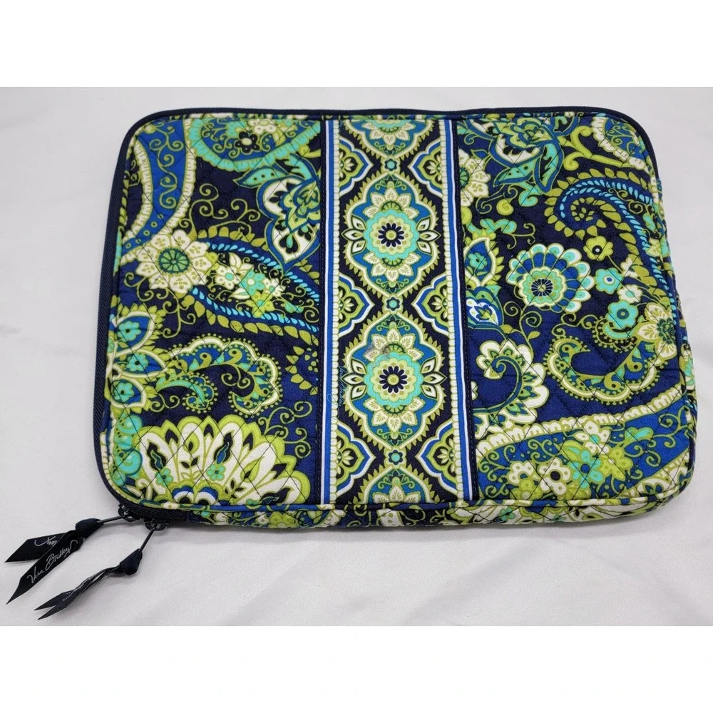 Vera Bradley 14